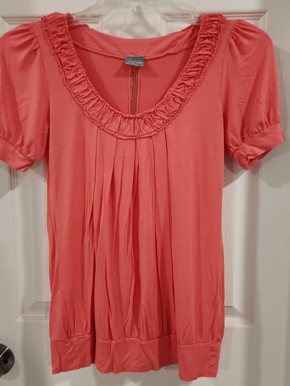 Vintage Buckle Daytrip Coral Pink Babydoll Blouse M Ruffle lace Back Top USA